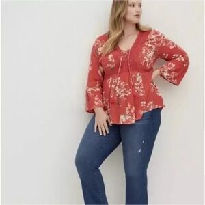 Torrid Coral Floral Babydoll Crinkle Gauze Crochet Lace-Up Shirt Size 2x Boho ￼
